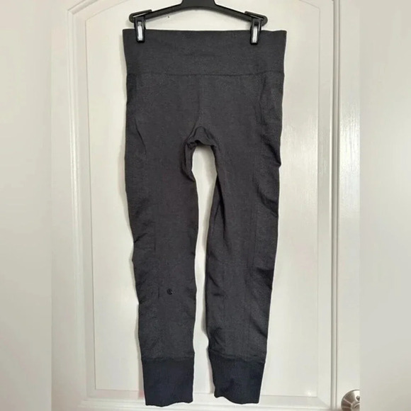 Lululemon Ebb To Street Seamless Charcoal Gym Leggings Size 6 - Picture 4 of 12